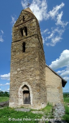 A zömök kőtorony A zömök kőtorony