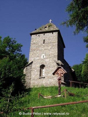 A vár alatti ódon templomkolostor A vár alatti ódon templomkolostor