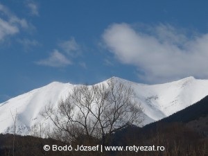 A Kusztura-Gruniu gerincen még a tél az úr