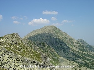 Retyezát-csúcs arca nyáron