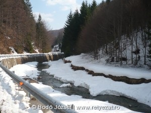 A Zsil-völgyben még sok a hó